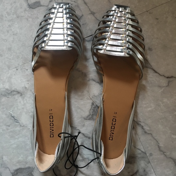 H&M Shoes - NWOT Silver H&M sandals!